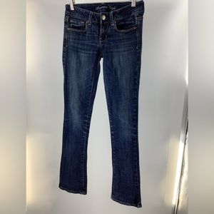 American Eagle stretch skinny jeans size 2  dark-wash jeans.